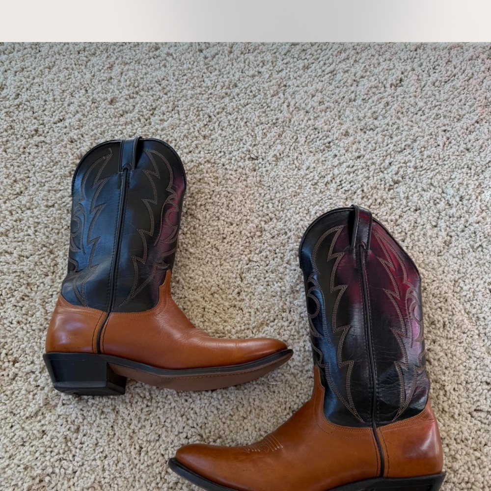Laredo Black and Brown Cowboy Boots